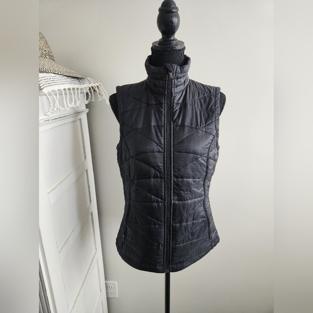 COLUMBIA THERMAL COMFORT OMNI-HEAT OMNI-SHIELD ADVANCED REPELLENCY QUILTED VEST